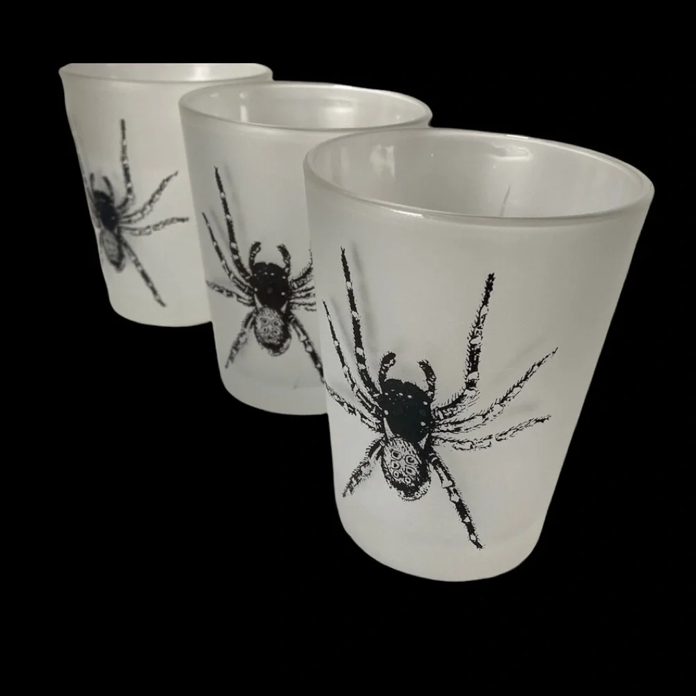 Spider bourbon tumblers. Set of 3.